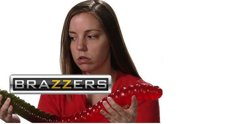 16 onschuldige plaatjes die ineens een hele andere betekenis krijgen met een Brazzers logo