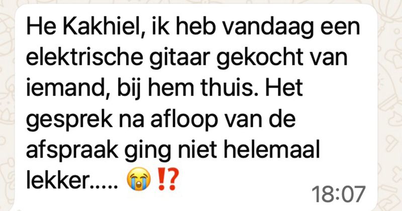 Vrouw koopt elektrische gitaar van iemand op Marktplaats en ontvangt na afloop van de afspraak deze bizarre berichten van de verkoper die het contact blijkbaar een beetje verkeerd geïnterpreteerd heeft (4 screens)