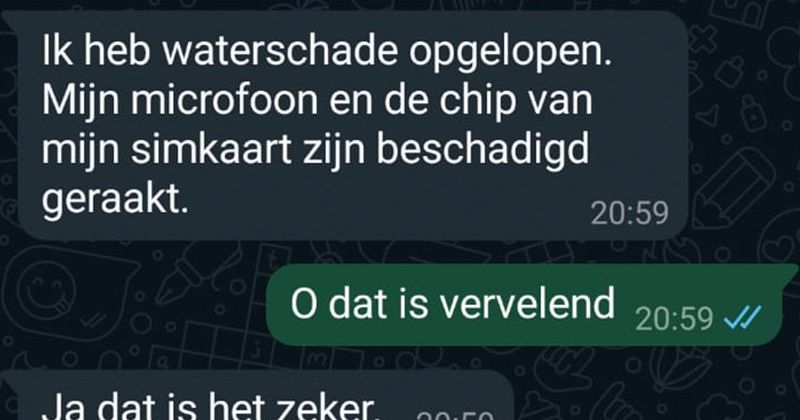 Oplichter heeft waterschade opgelopen aan zijn telefoon en nu mag zijn 'vader' even 1870 euro voorschieten, maar die heeft zelf ook een probleem (8 screens)