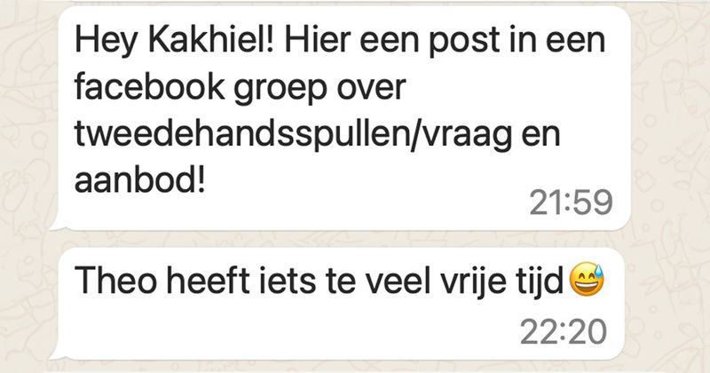 Theo schrijft weer 'even' een berichtje op Facebook over alle spannende avonturen die hij heeft meegemaakt tijdens het boodschappen doen