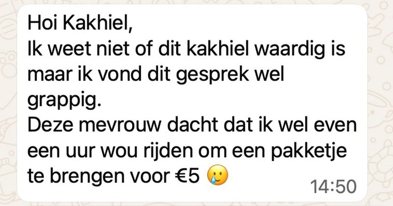 Marktplaats-mevrouw wil iets kopen voor 5 euro en denkt dat de verkoper wel even een uur in de auto gaat zitten om het te komen brengen (2 screens)