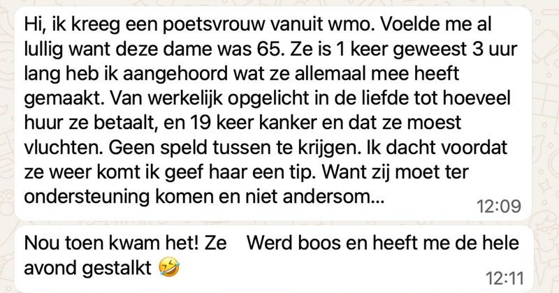 Schoonmaakhulp krijgt als tip van een van haar klanten mee dat ze minder moet ouwehoeren tijdens het werk en gaat vervolgens helemaal door het lint met een stortvloed aan boze sms-berichten (14 screens)