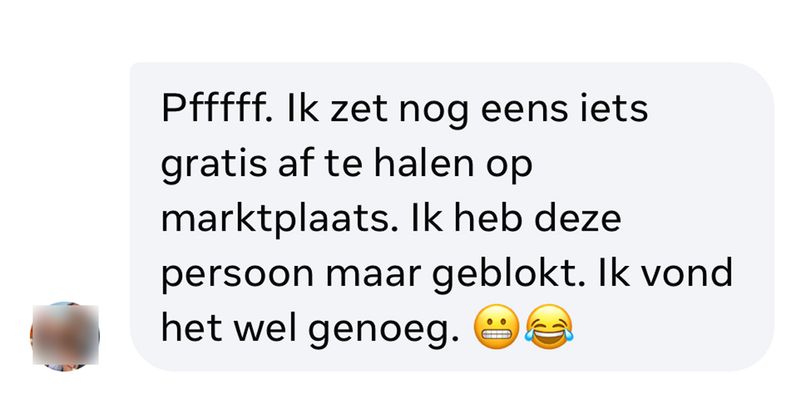 Als er een award was voor de meest ongeduldige persoon op Marktplaats dan ging ie waarschijnlijk naar deze mevrouw (3 screens