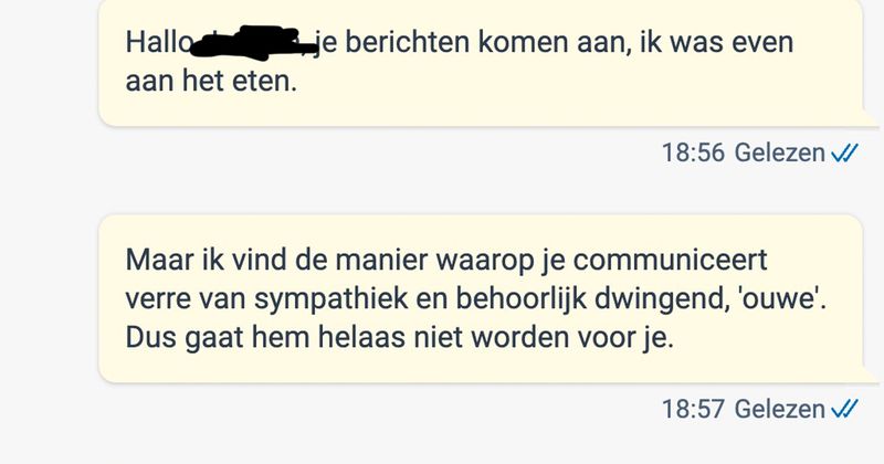 Jongen wil graag een telefoonhoesje kopen op Marktplaats maar door zijn nogal ongeduldige en dwingende manier van communiceren gaat dat hele feest helaas niet door (11 screens)