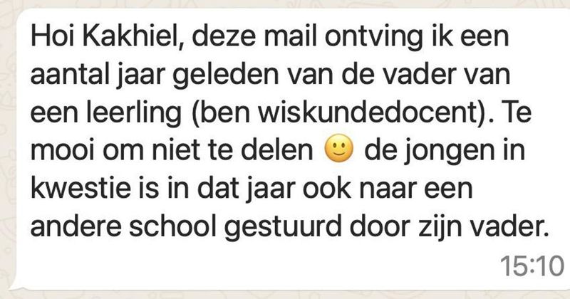 Scholier haalt onvoldoende voor wiskunde en daar is zijn vader het zo te lezen niet helemaal mee eens...