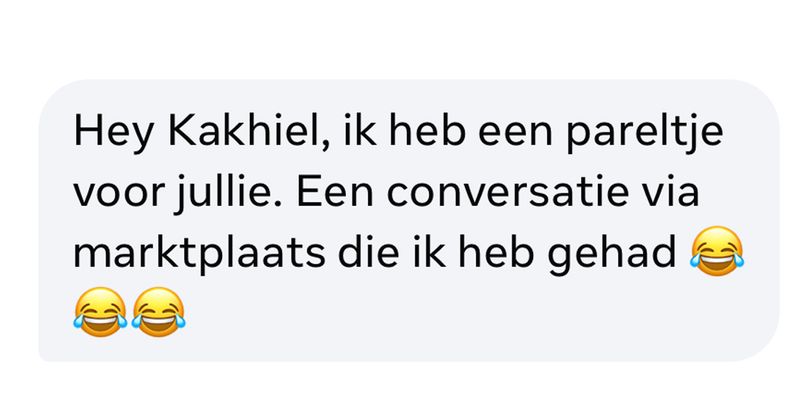 Marktplaats-gesprek krijgt een beetje een vreemde wending als de koper de afspraak een paar keer verplaatst (6 screens)