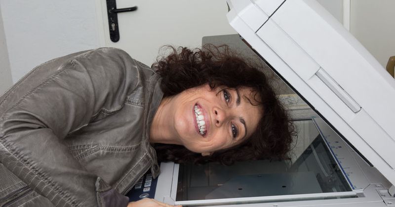 8 dingen die leuk zijn om te doen als je ’s avonds alleen op kantoor bent