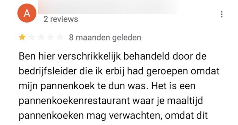 Andre is boos omdat zijn maaltijdpannenkoek te dun was en roept de bedrijfsleider erbij