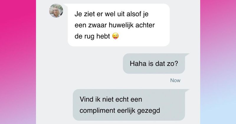 Online date loopt compleet in de soep omdat deze man niet echt handig is met complimentjes (5 screens)