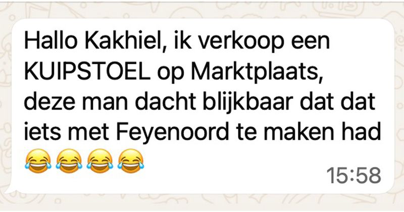 Man heeft interesse in een 'kuipstoel' van Marktplaats omdat hij denkt dat dat iets met Feyenoord te maken heeft (7 screens)
