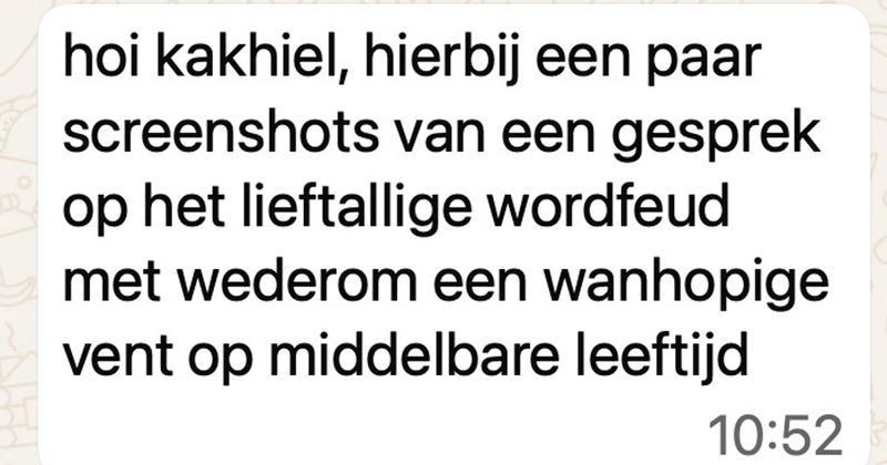 Hier weer een gast die zich niet normaal kan gedragen in de Wordfeud-chat (5 screens)
