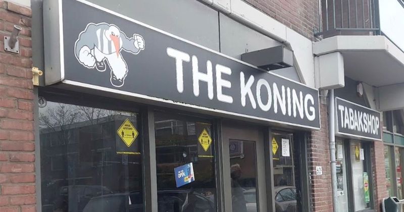 19 teksten die eigenlijk ook wel gewoon in het Nederlands hadden gekund