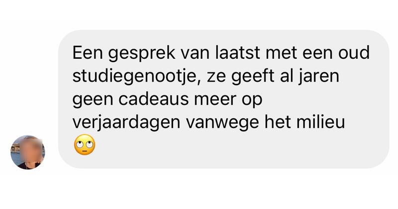 Meisje is al 3 jaar lang gestopt met cadeaus geven op verjaardagen omdat het slecht is voor het milieu en minder genormaliseerd moet worden ( 5 screens)