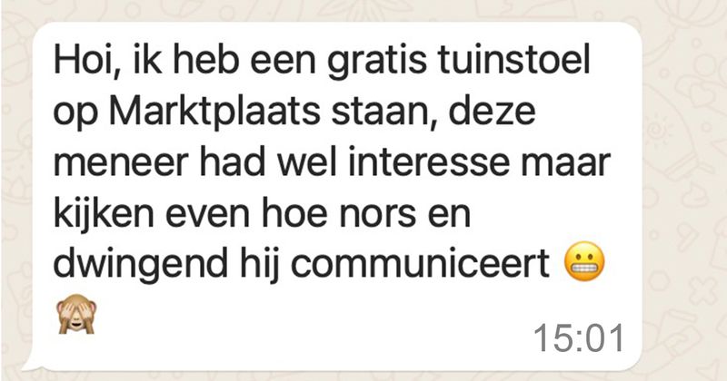 Man heeft interesse in een gratis tuinstoel van Marktplaats maar met deze dwingende manier van communiceren gaat dat 'm helaas toch niet worden (4 screens)
