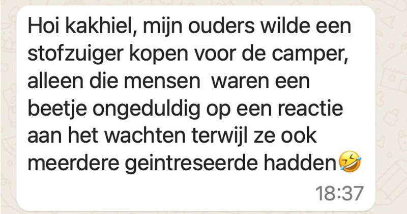 Echtpaar dat op vakantie is heeft interesse in een stofzuiger op Marktplaats alleen de verkoper is helaas nogal ongeduldig (4 screens)