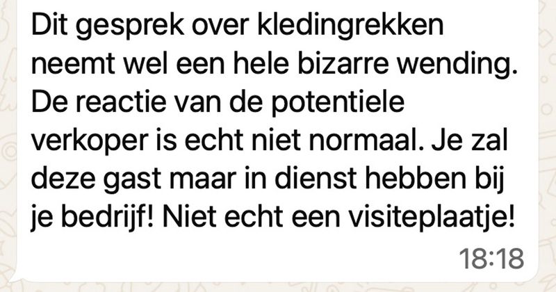 Gesprek met kledingverkoper loopt helemaal uit de hand als er wordt gevraagd waarom hij twee tientjes dieselkosten vraagt voor een ritje dat hij sowieso al moest maken (13 screens)