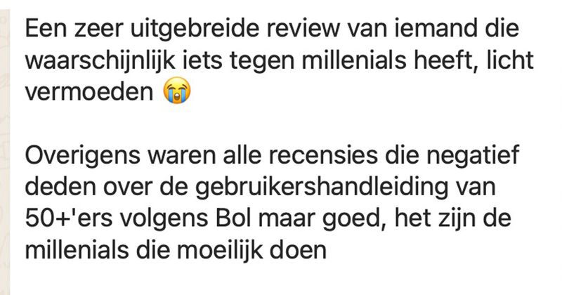 Man die waarschijnlijk iets tegen millennials heeft schrijft even een lekker uitgebreide review over een opvouwbare werkbank van Black & Decker (4 screens)
