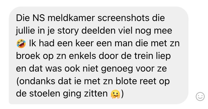 Voor de NS-meldkamer valt ook dit blijkbaar gewoon onder 'normaal gedrag' en hoeft er niet per se even een conducteur langs te lopen om te kijken of alles wel goed gaat 
